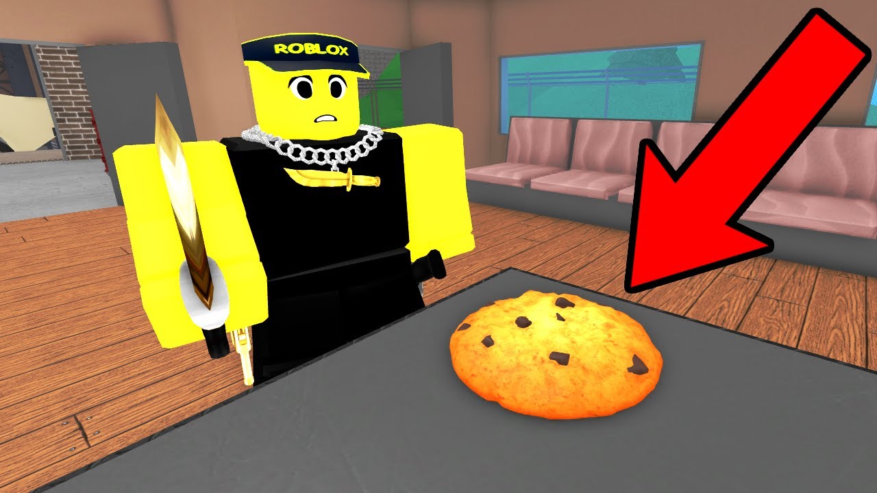 Prop Hunt Hide And Seek In MM2!