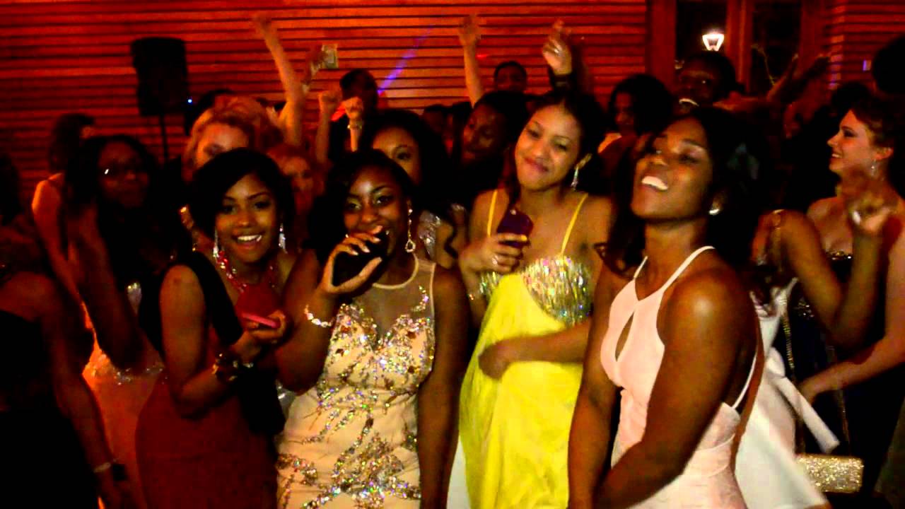 Join the dance party at the Kelloggsville High School prom
