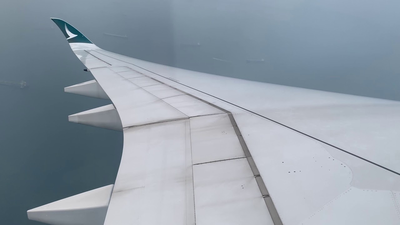 CX715-A350 SIN-HK hazy takeoff 20.9.19