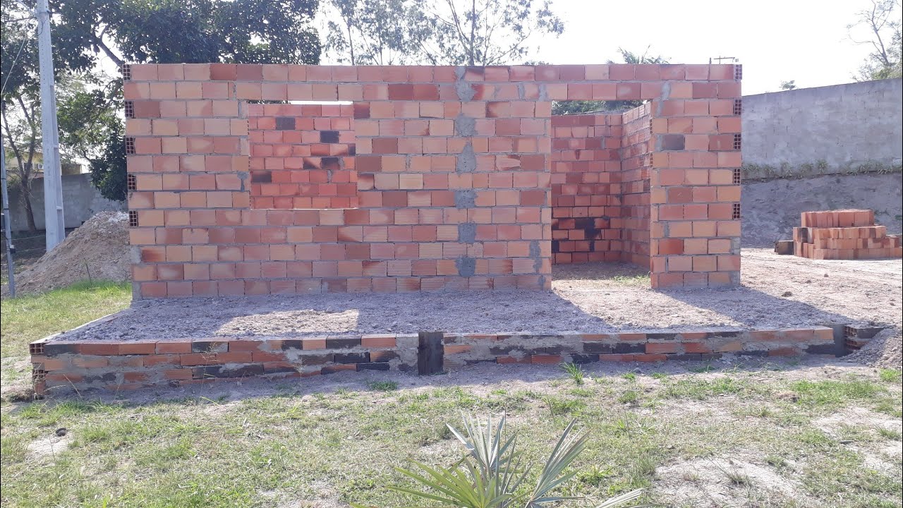CASA LEVANTADA COM 3.000 MIL TIJOLOS!