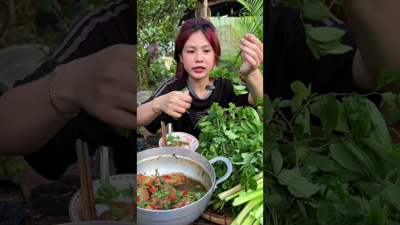 Cơm Ức Mỡ Cá Chấm Rau Giữa Vườn Mát Rượi 