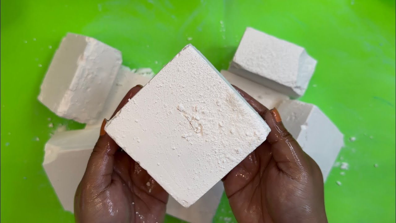 🎧⬜️ DUSTY BOX OF PRO SOURCE GYM CHALK | ASMR