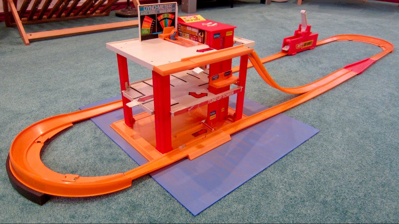 1970 Hot Wheels Road Trials Set