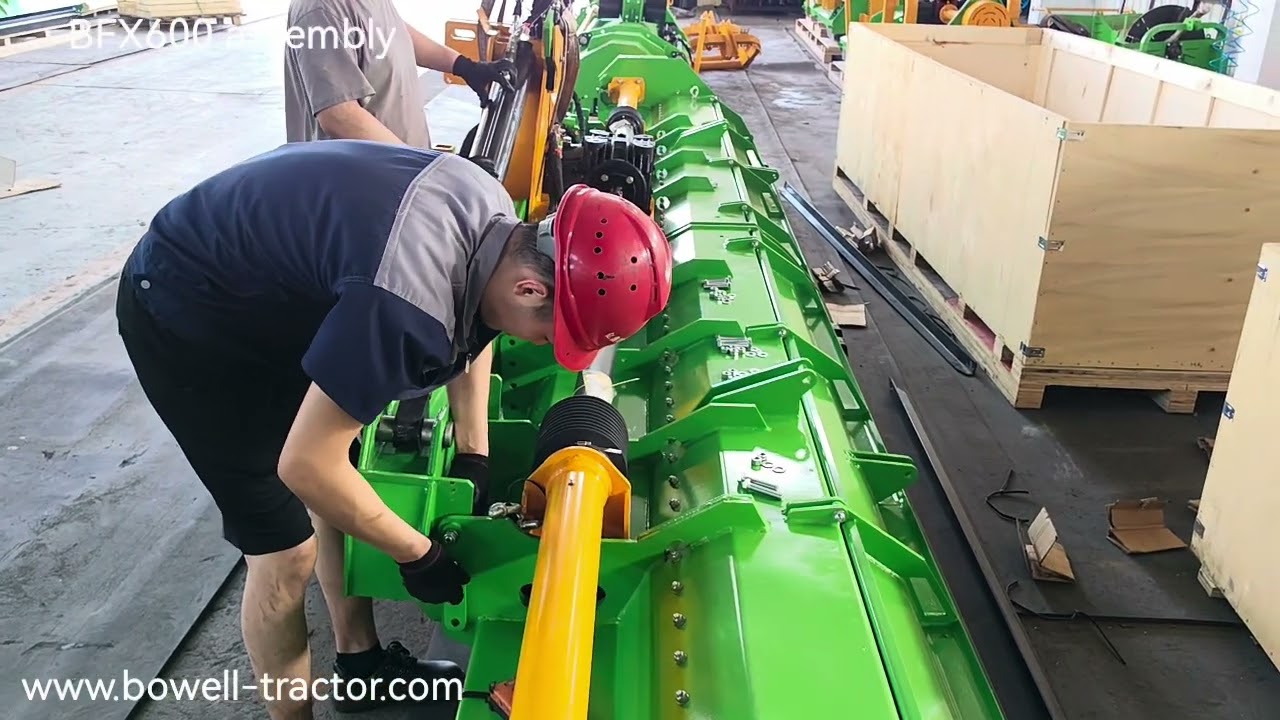 Bowell BFX-600  Klappmulcher - Flächenhäcksler - Butterflymower - Montaga / Assembly