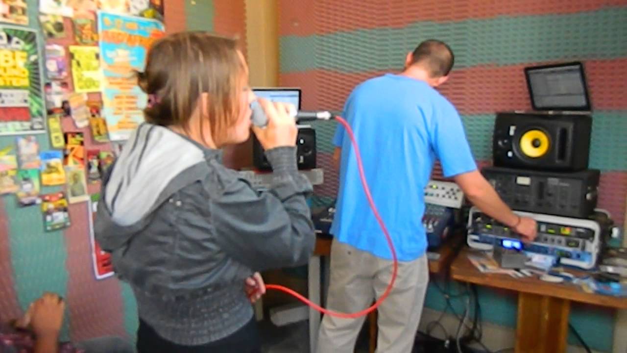 Skanking Mr Zebre Feat Melaniejane