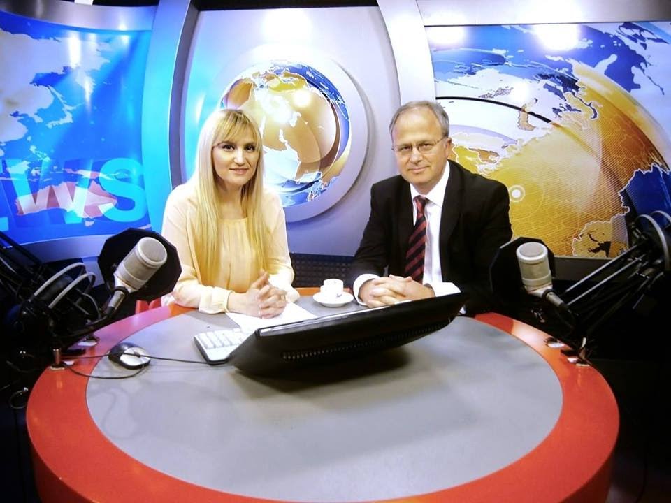 G&euml;zim Alpion me Eva Idrizllarin