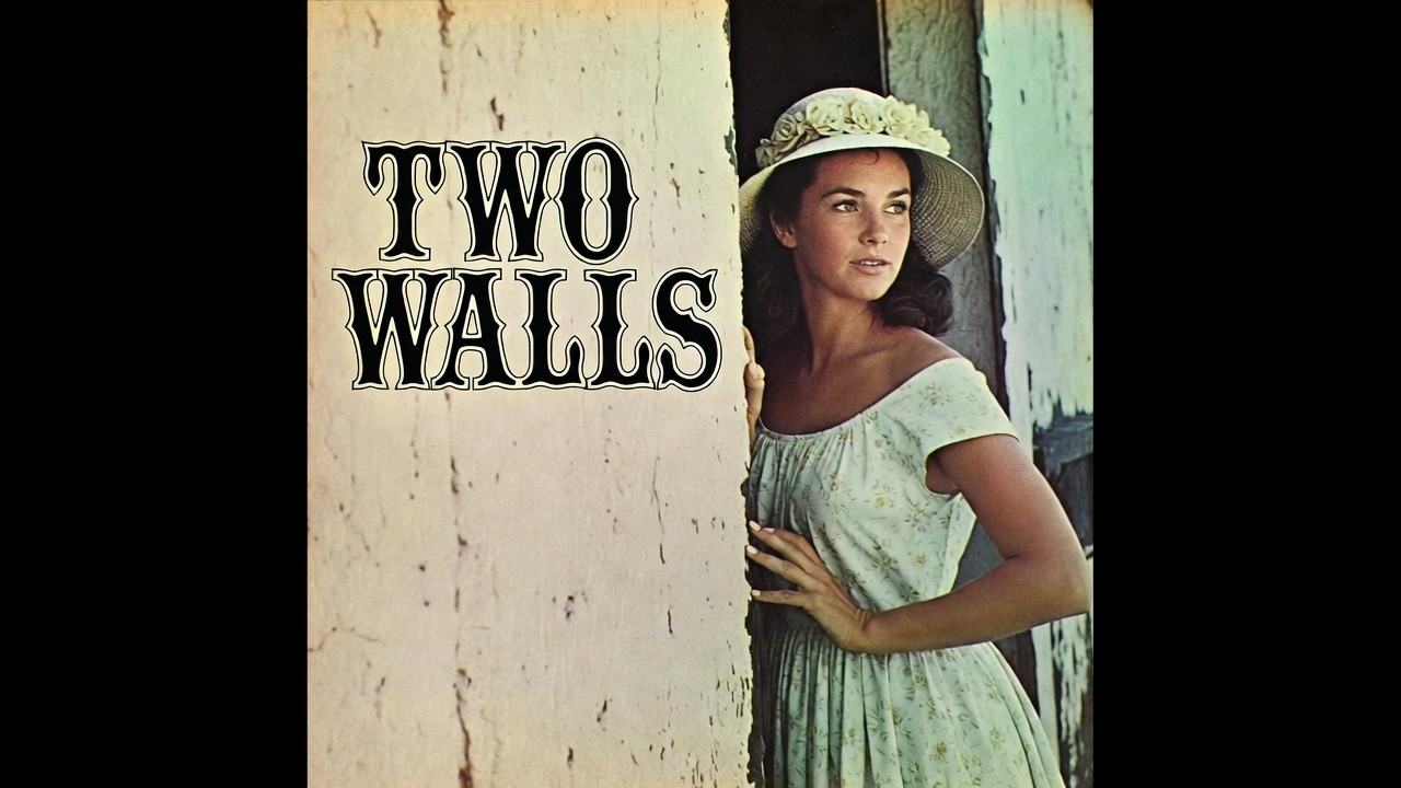 Two Walls | Country Music
