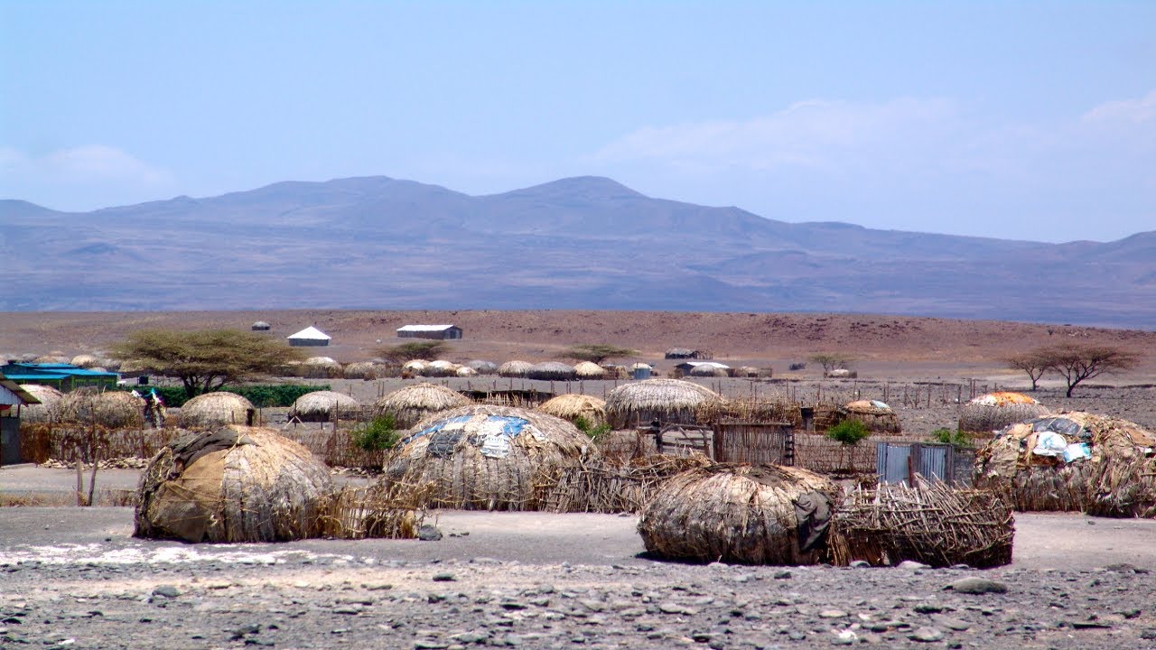 Karibuni Loiyangalani - Lake Turkana
