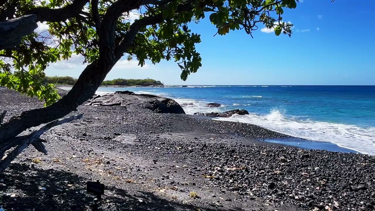 Last Saturday at Keawaiki Bay 12 of 14 - Island Horizon Videos 2058