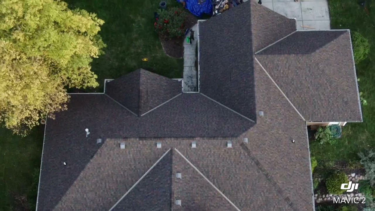 Local Certainteed roofing contractor West Bend Wisconsin