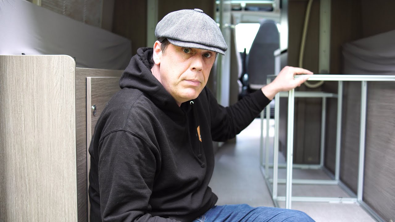 Chausson V690 Heckgarage: Campingmöbel einfach und sicher verstauen!