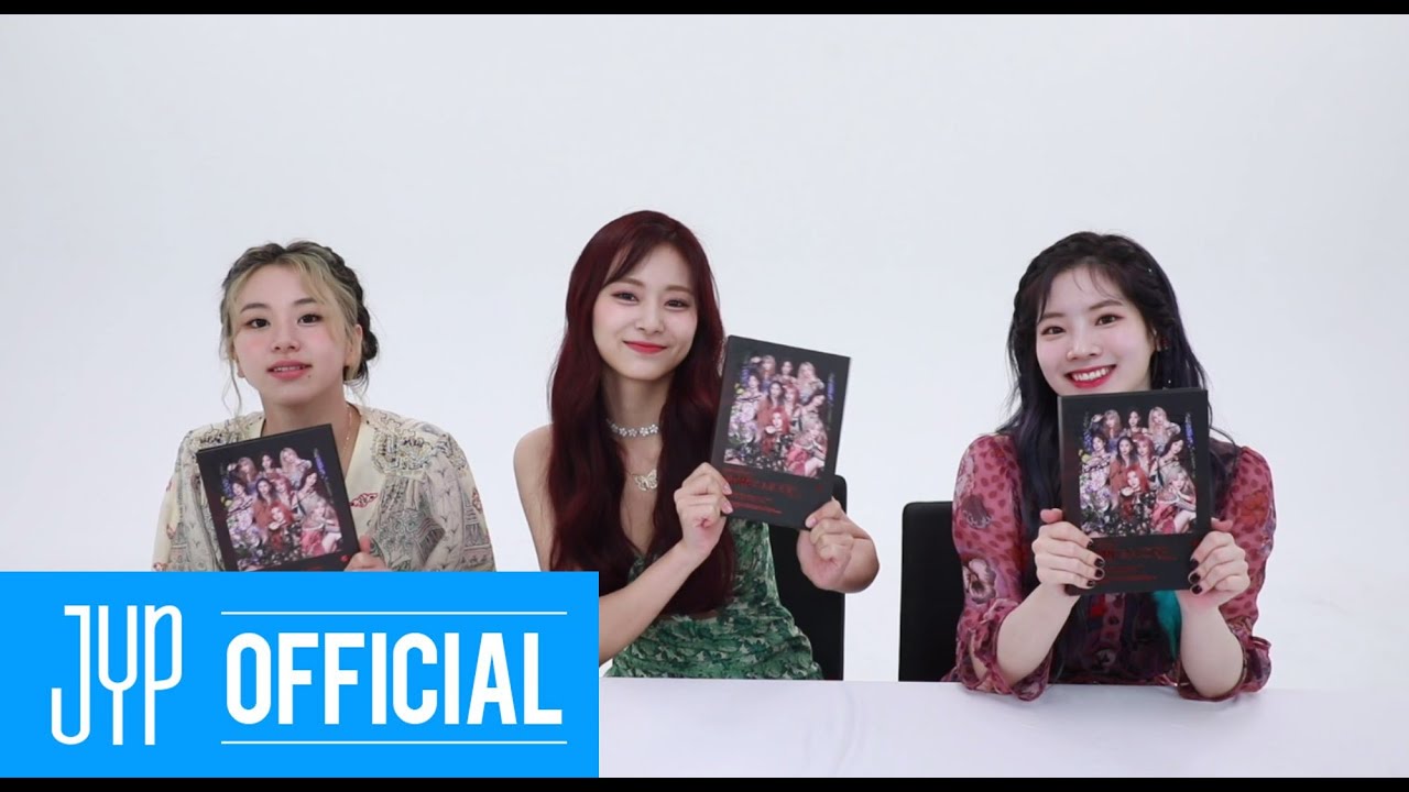 TWICE's Album Unboxing 