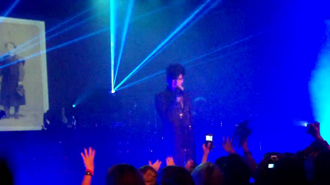Adam Lambert: Sleepwalker - Toledo 6/8/10