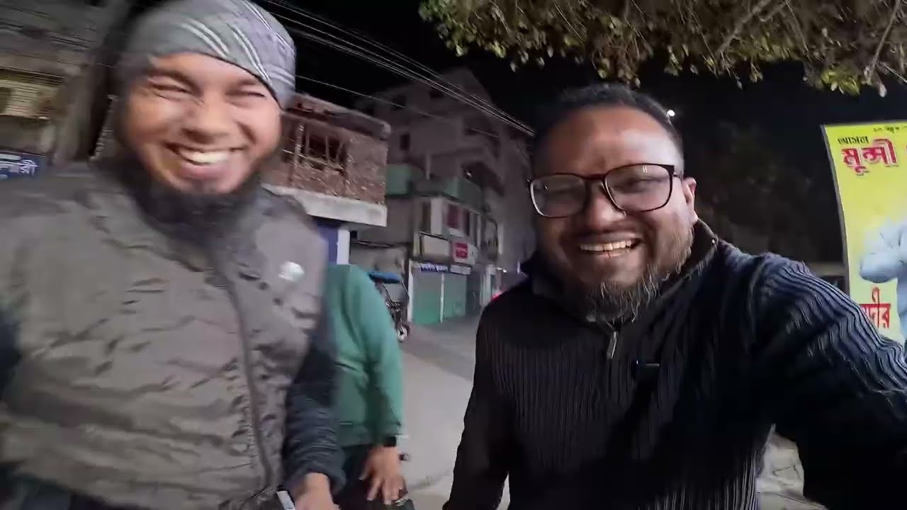 দিনাজপুরে এলাম মাখা খেতে। মাখায় আটকে গেলাম।