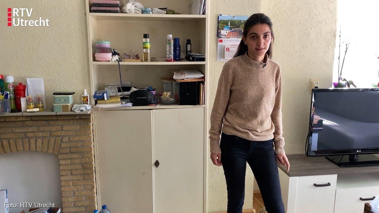 Tansu na het overlijden van haar opa uit huis gezet: 'Ik word een zwerver' [RTV Utrecht]