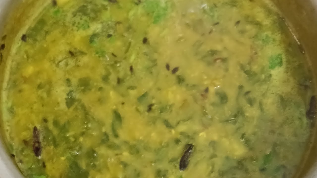 Desi style moong ki daal palak tadka#food #viral video