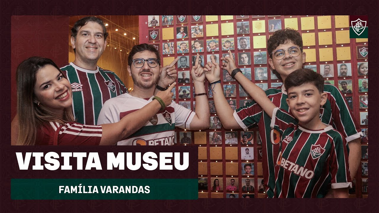 TRICOLOR QUE INSPIROU O FILME 'INEXPLICÁVEL' VISITA MUSEU FLUMINENSE FC COM FAMÍLIA