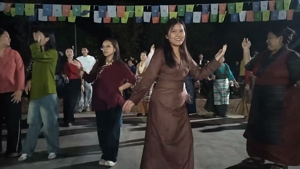 མོན་གྷོར་ལྷག་དཀར་སྒོར་གཞས་།་་་Mundgod Lhakar Korshey#tibetangorshey