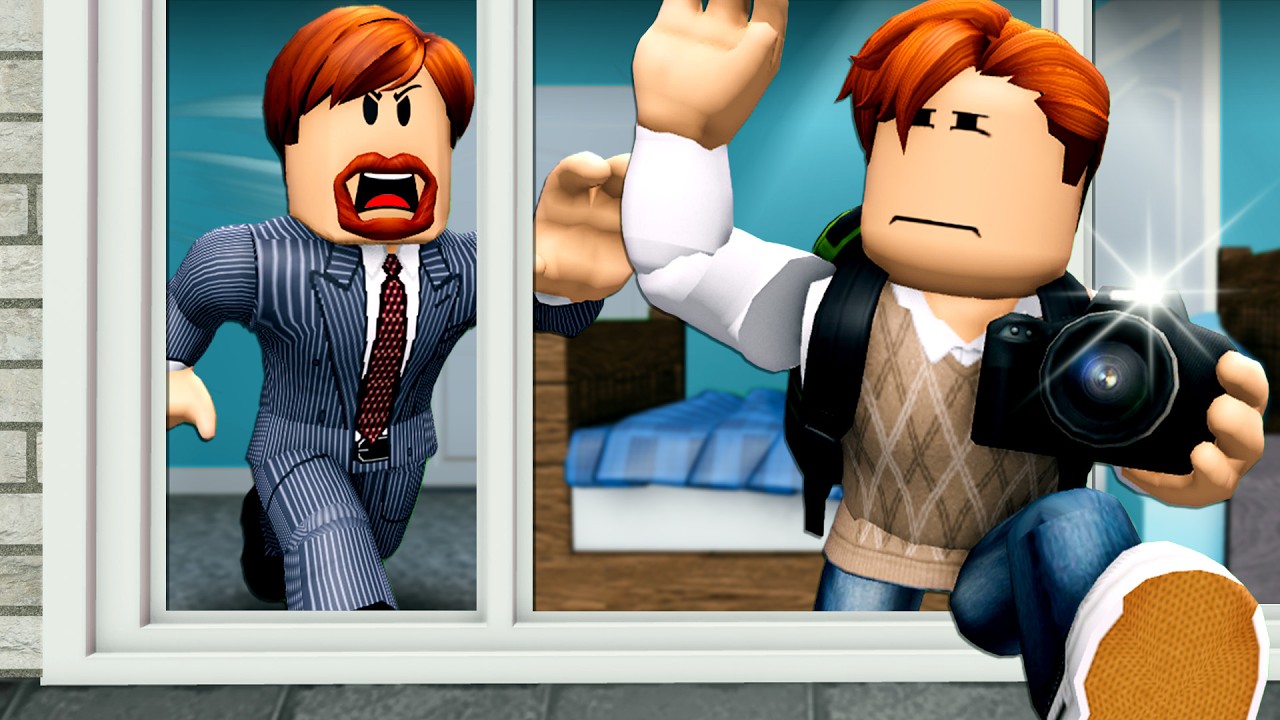He RAN AWAY From His STRICT FAMILY To Become FAMOUS! (A Roblox Movie)