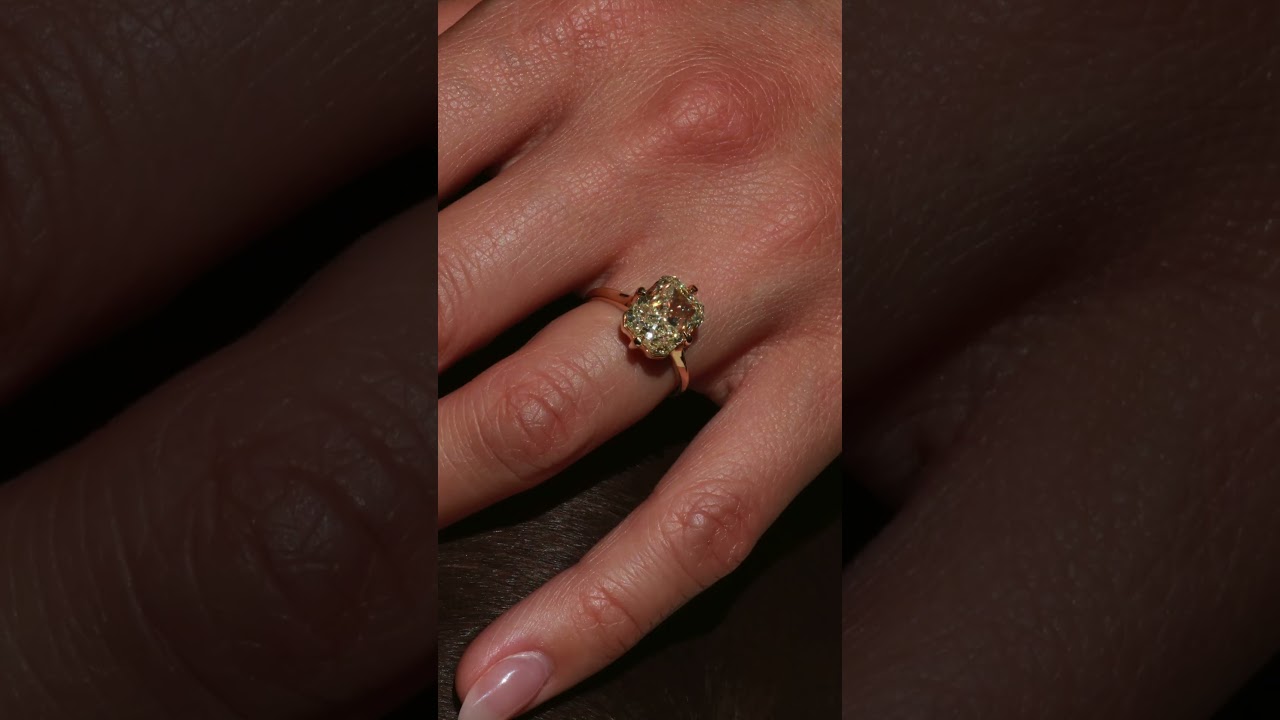 Here is Why 2026 is the Year of Fancy Colored Diamonds!