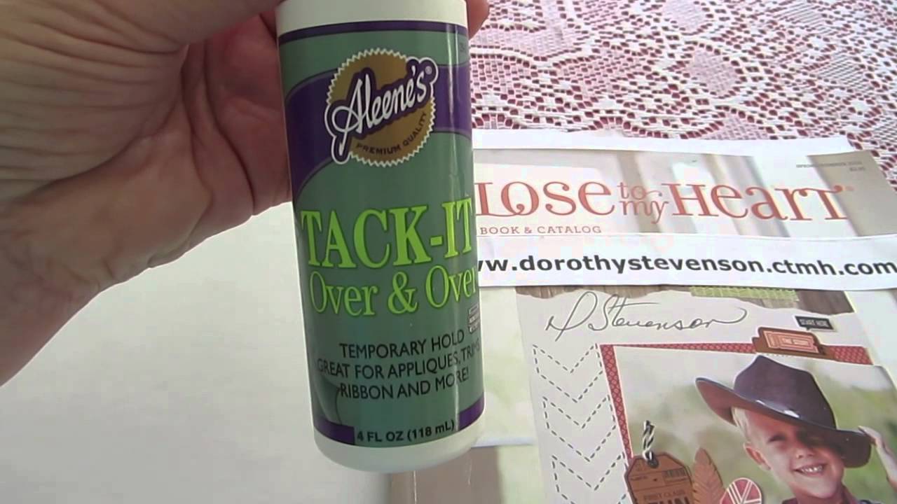 Creativedscrafter  Aleene's Tack It glue.