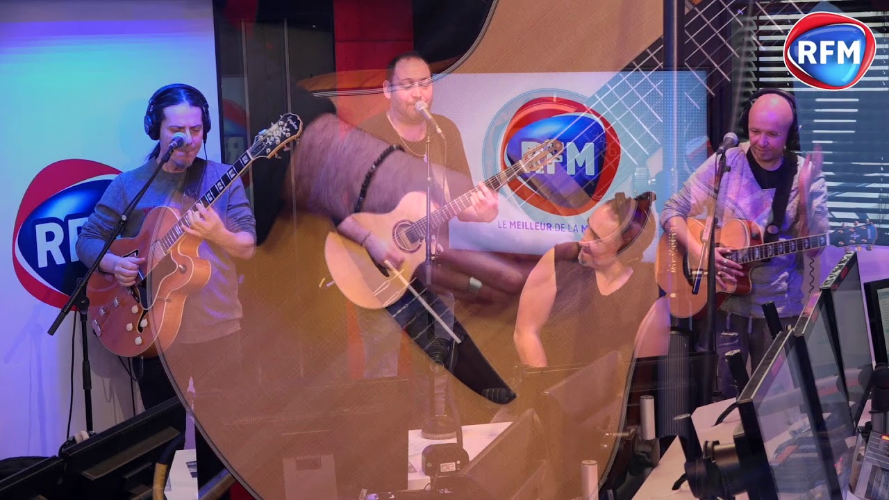 Tryo chante "Serre moi" dans les studios de RFM