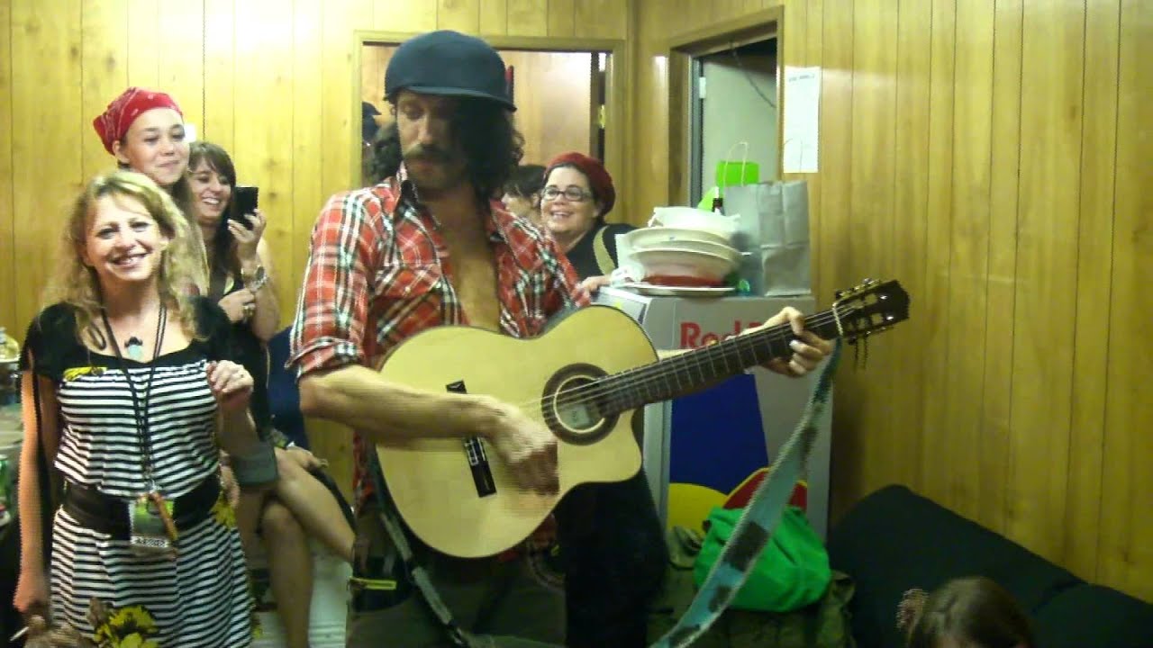 Eugene Hutz new song from Chicago backstage, Sept 4th 2011