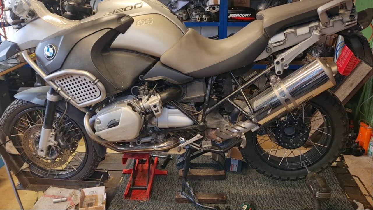 olejový servis BMW R1200GS