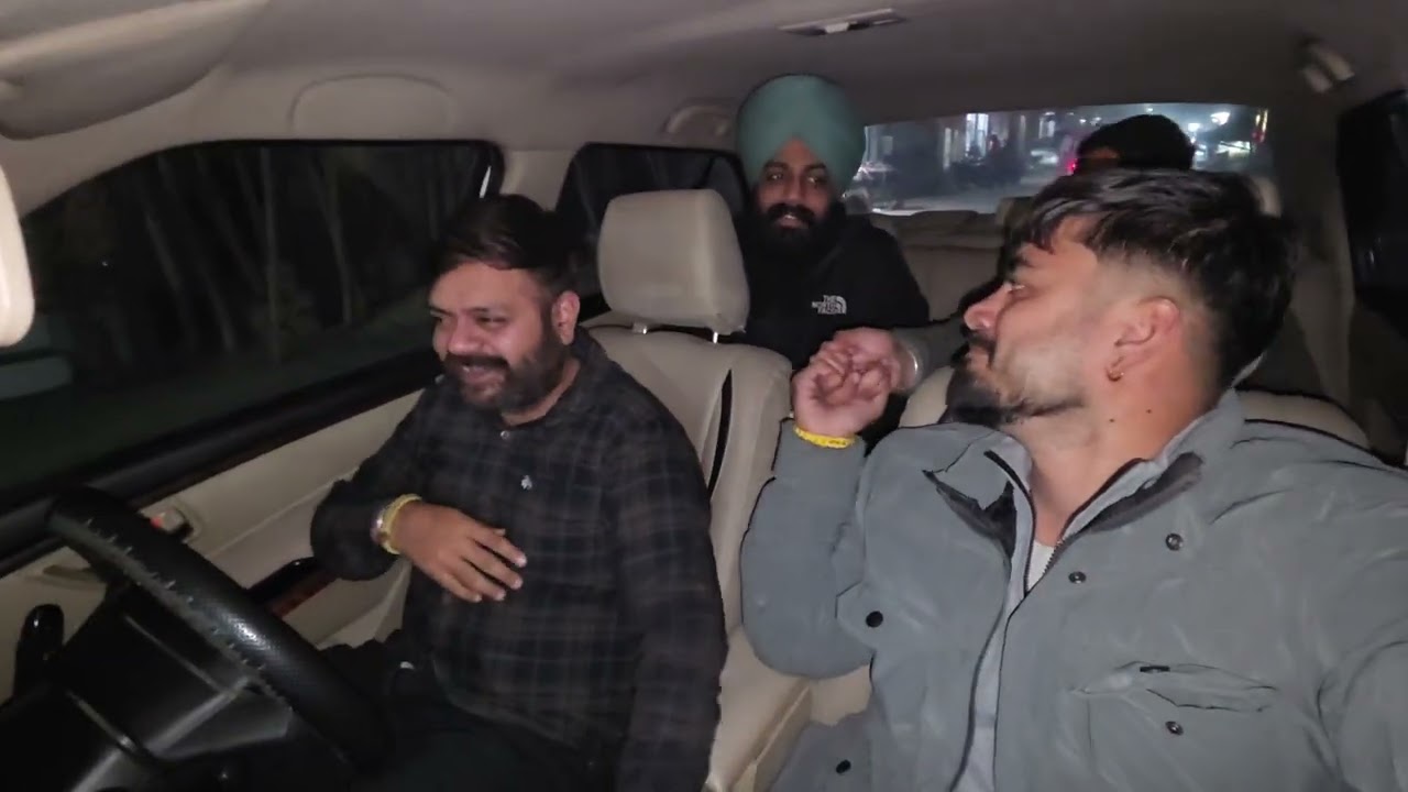 🥰#family #vlog ajj ki party manjot bhai ne 😜