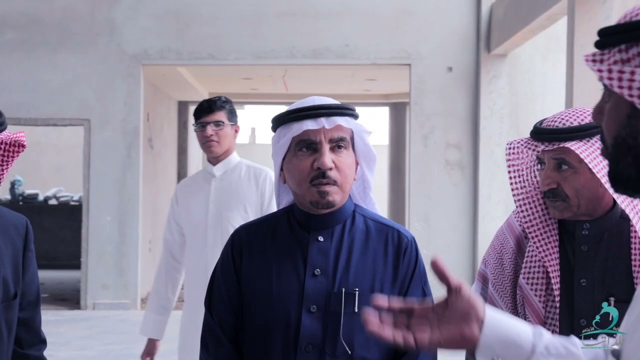 تشرفنا في فلذاتنا  بزيارة كريمة من رجل الأعمال الشيخ عبدالله بن صالح العثيم