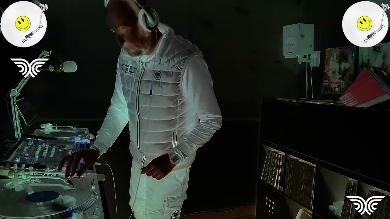 Lo que me salga de los platos Vol 19  Versiones y Remixes