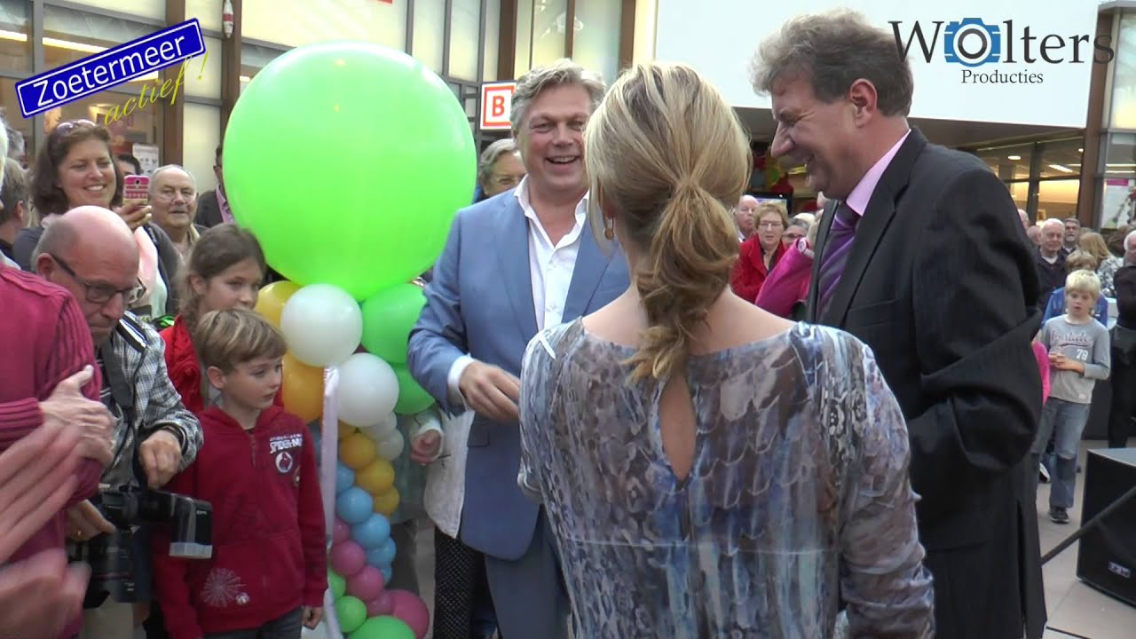 Winkelcentrum Rokkeveen officieel heropend