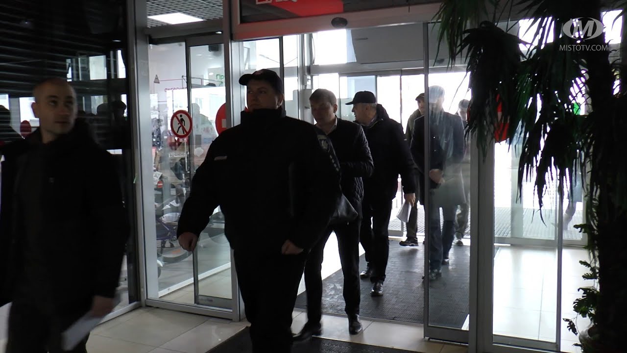 Чи порушують карантин у Хмельницькому?