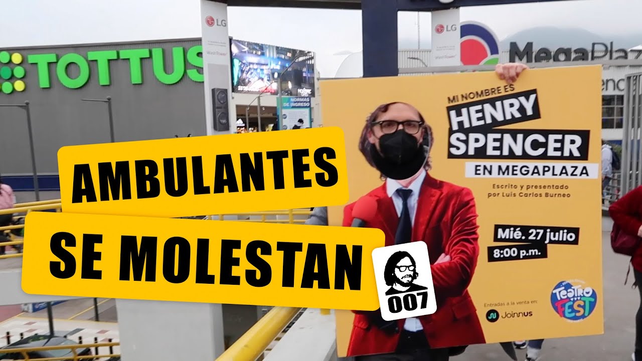Puente Megaplaza: Ambulantes se molestan por banderola humana