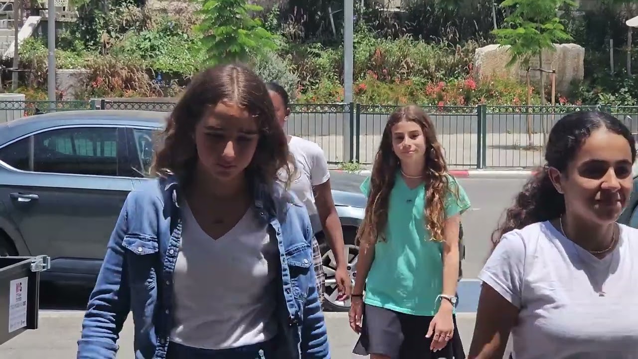 בית ספר נועם אליהו- מסיבת סיום מחזור ט