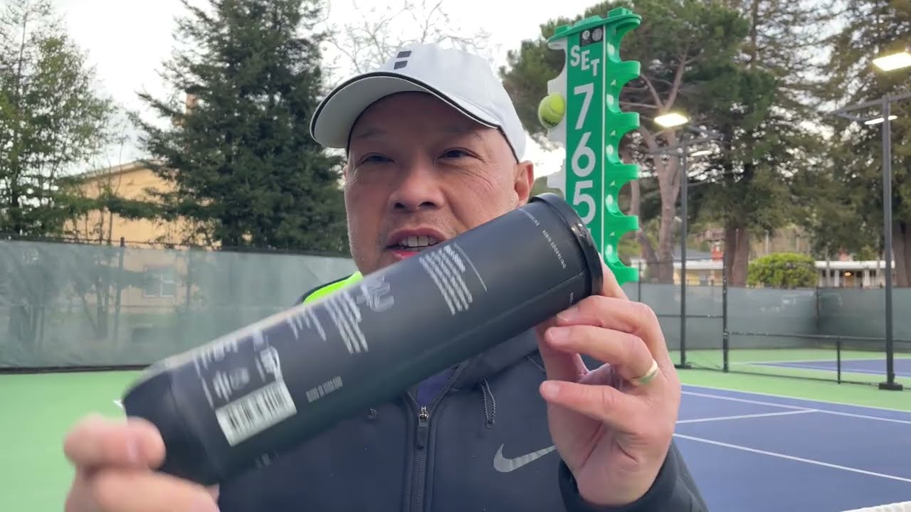 ROBIN SODERLING TENNIS BALLS - IS THIS ONE OF THE BEST BALLS YOU CAN BUY?