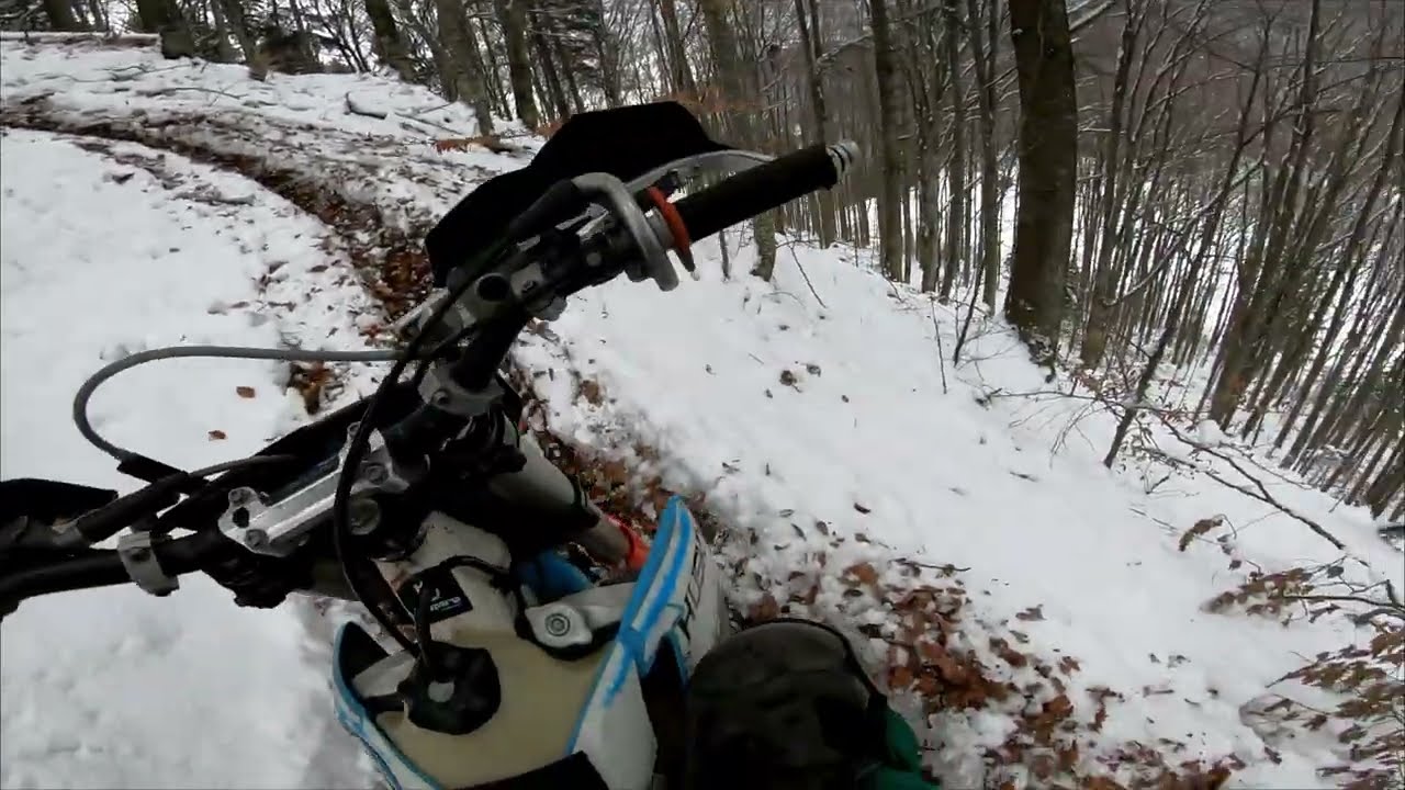 2 stroke  vs 4 stroke Snow Enduro