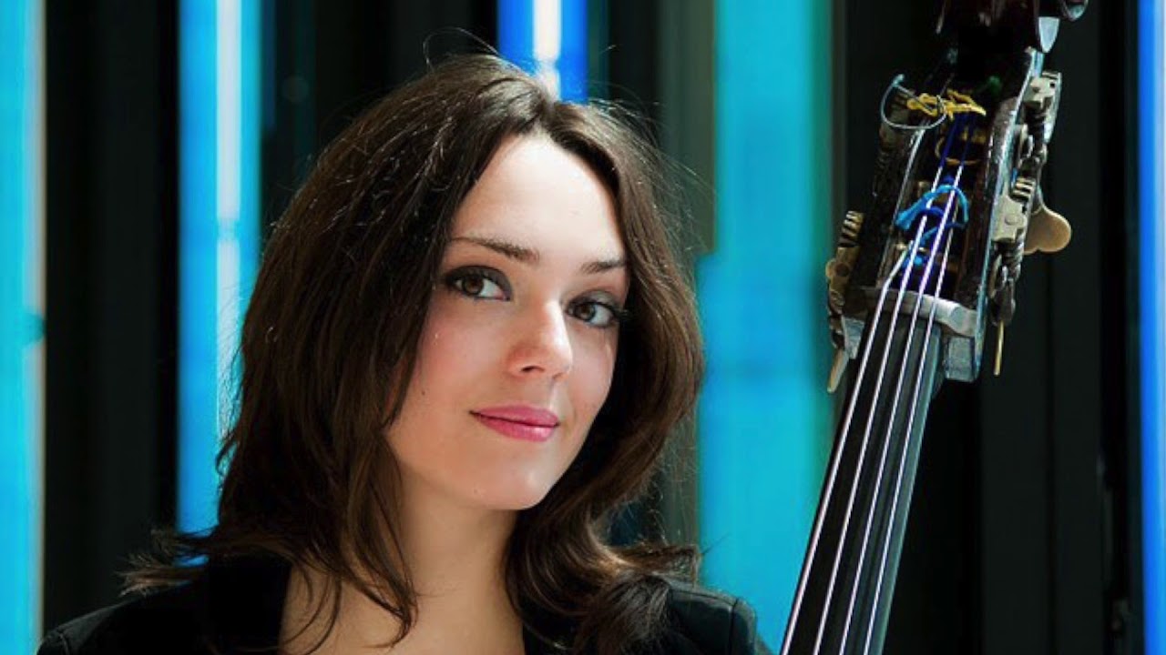 Uxia Martinez Botana - Double Bass | Interview | Radio Alma, Brussels
