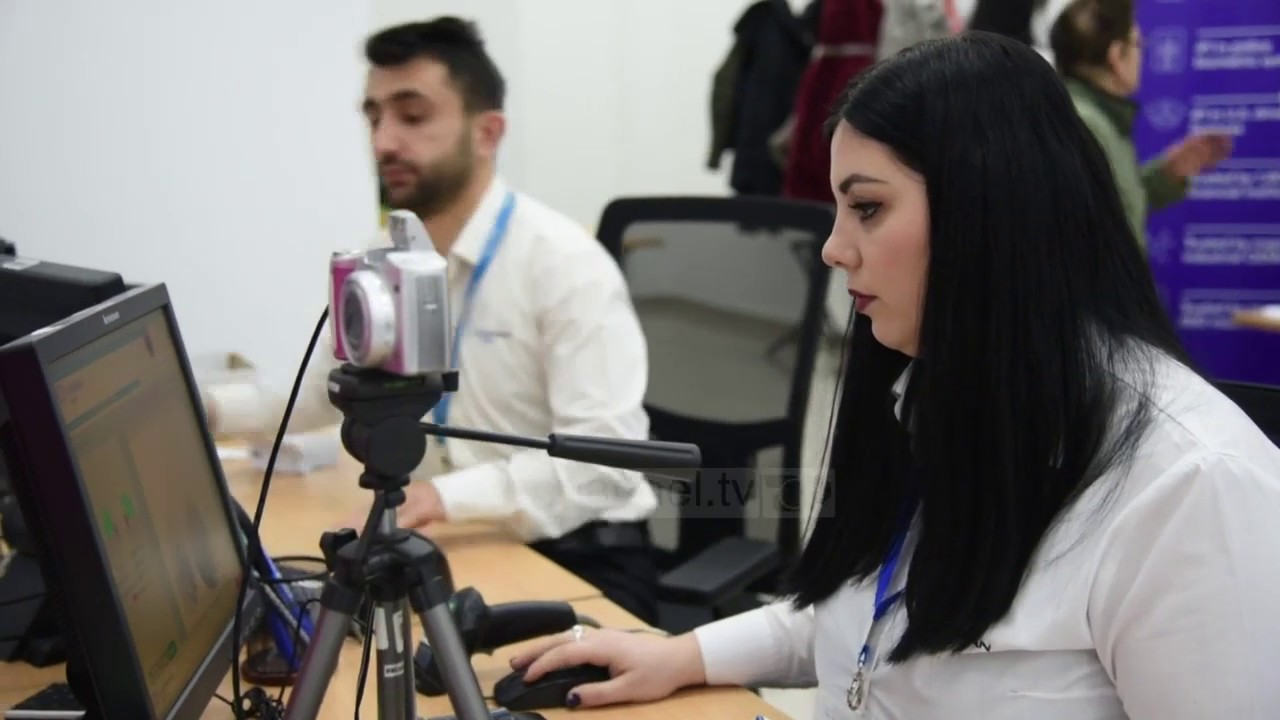 Zgjatja e afatit t&euml; kartave ID, kompania &ldquo;Aleat&rdquo; nuk e zbaton - Top Channel Albania - News - Lajme