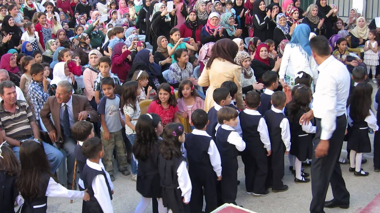 حفل روضة أطفال الجيل الجديد 1/6/2014 مقطع 1
