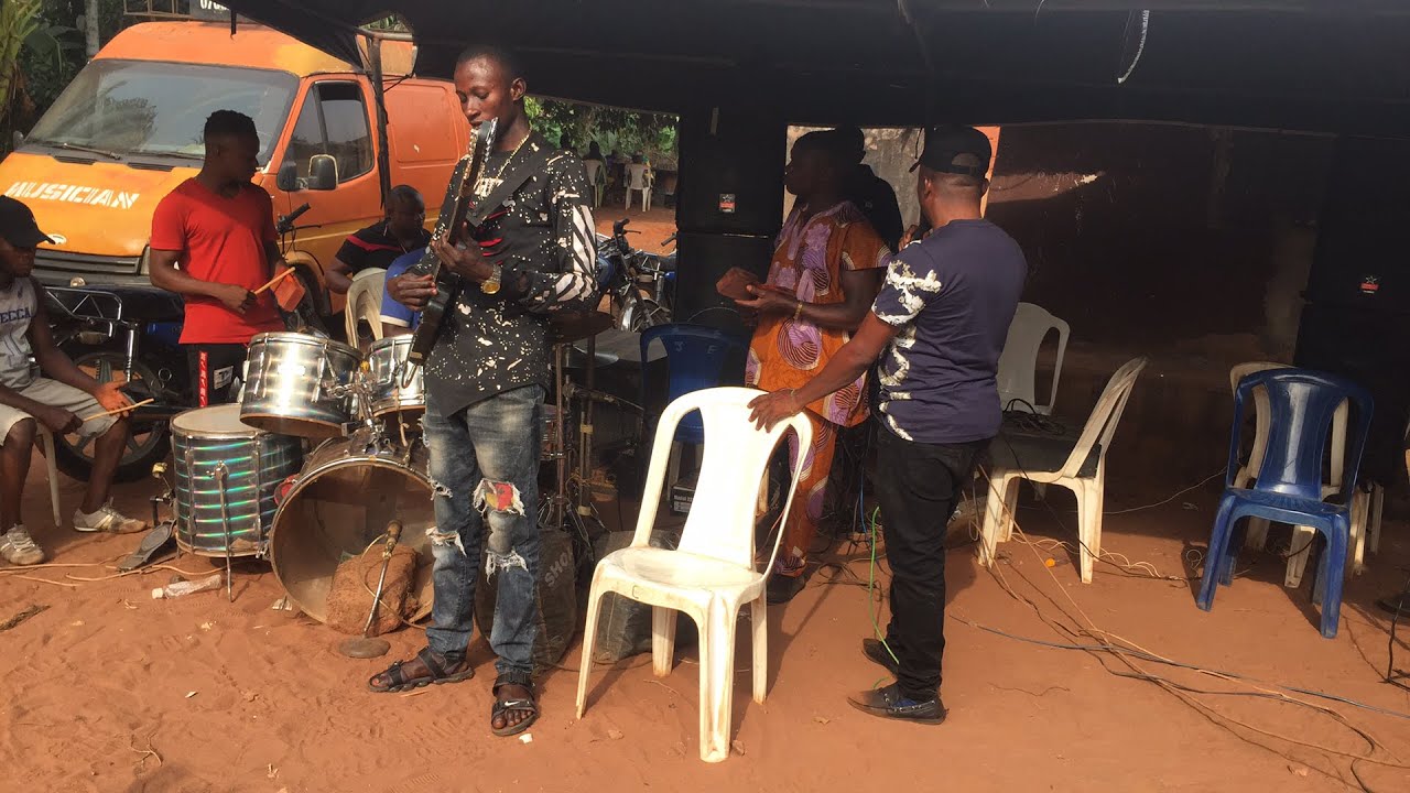 Onyelelue live in Idumuesah (IETV)