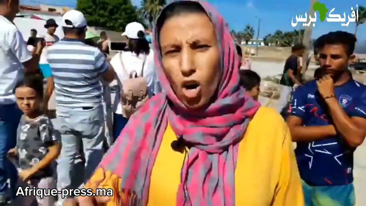 هدم ثكنة القوات المساعدة بحي العنق لي تبنات في سنة 1953 شوفو اش واقع