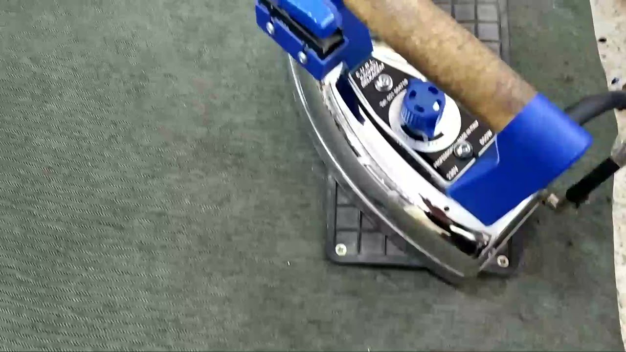 سبب نزول قطرات من الماء أثناء العمل بالمكواة