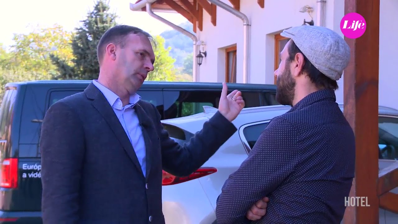 Hotel - Sólyomvár-lak, Komlóska