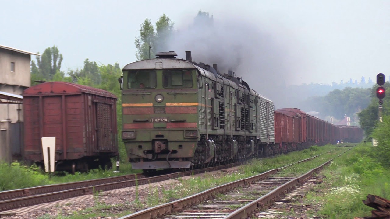 Тепловоз 3ТЭ10М-1260Б/1250В/1246А близ ст. Ревака / 3TE10M-1260B/1250V/1246A near Revaca station
