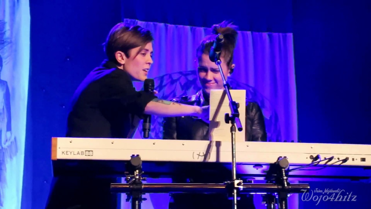 5/21 Tegan & Sara - Are You Ten Years Ago Sing-Along @ Paramount Theatre, Austin, TX 11/16/17