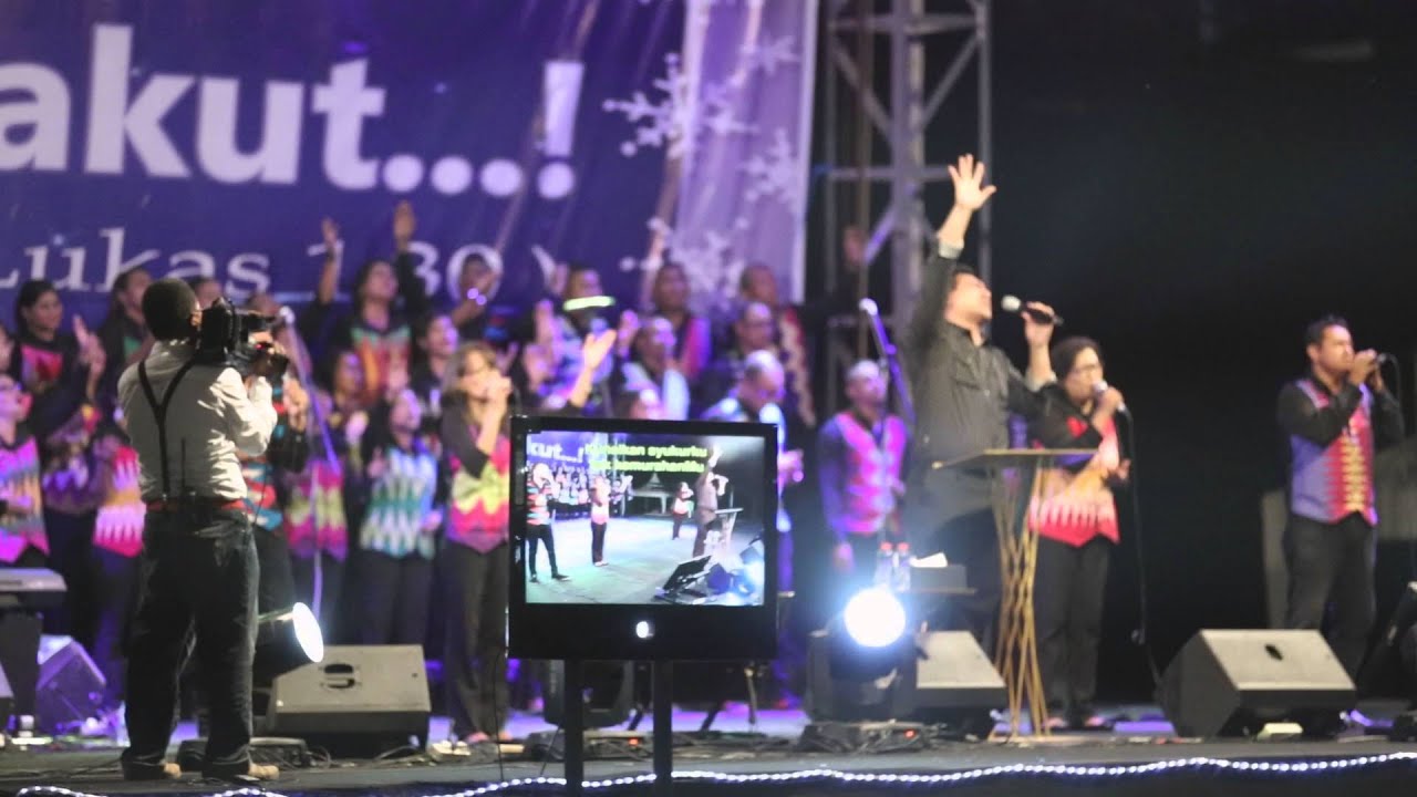 Ibadah Tutup Tahun 2015 & Tahun Baru 2016 ROCK Ambon