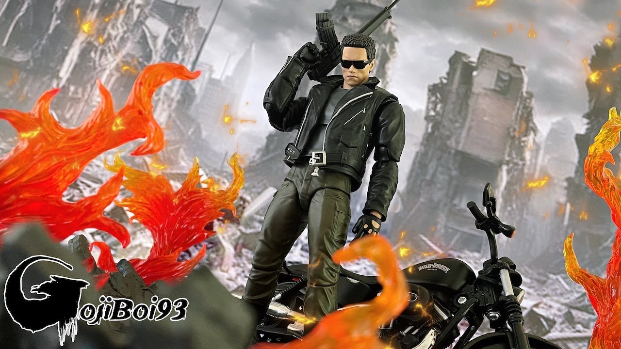 Mafex T-800 (The Terminator Ver.) Review