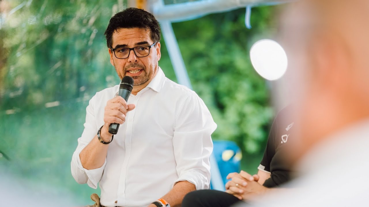 Zsigmond Barna Pál: összekapaszkodunk mi, magyarok