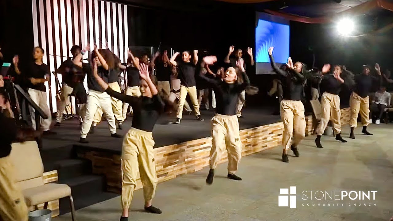 He Reigns / Awesome God - Kirk Franklin (Praise Dance)